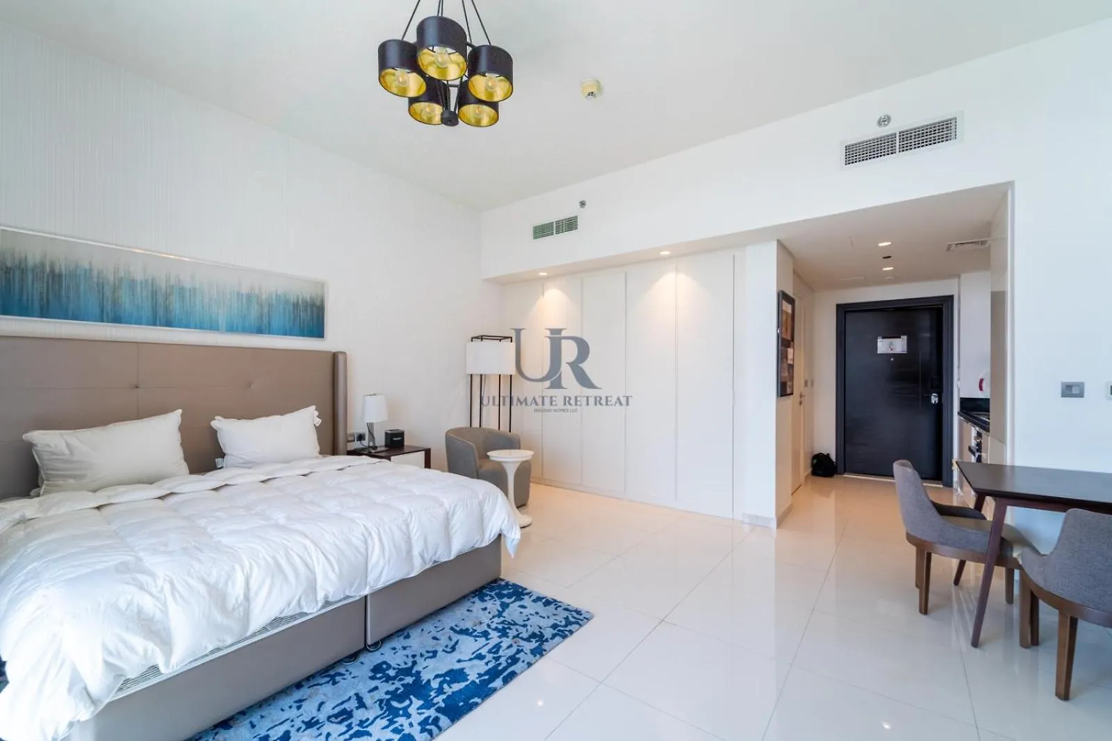 Huge Studio In Business Bay With Jacuzzi Access 17 Minutes To Trade Fair Dubai Apartment