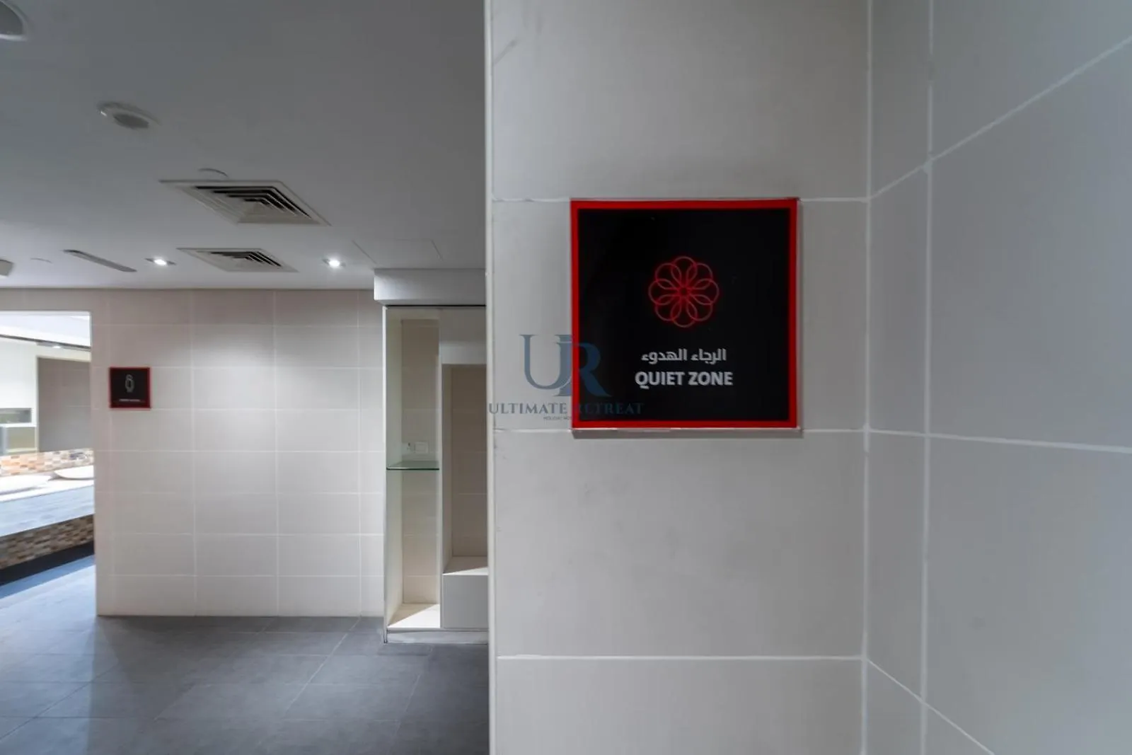 Huge Studio In Business Bay With Jacuzzi Access 17 Minutes To Trade Fair Dubai Apartment
